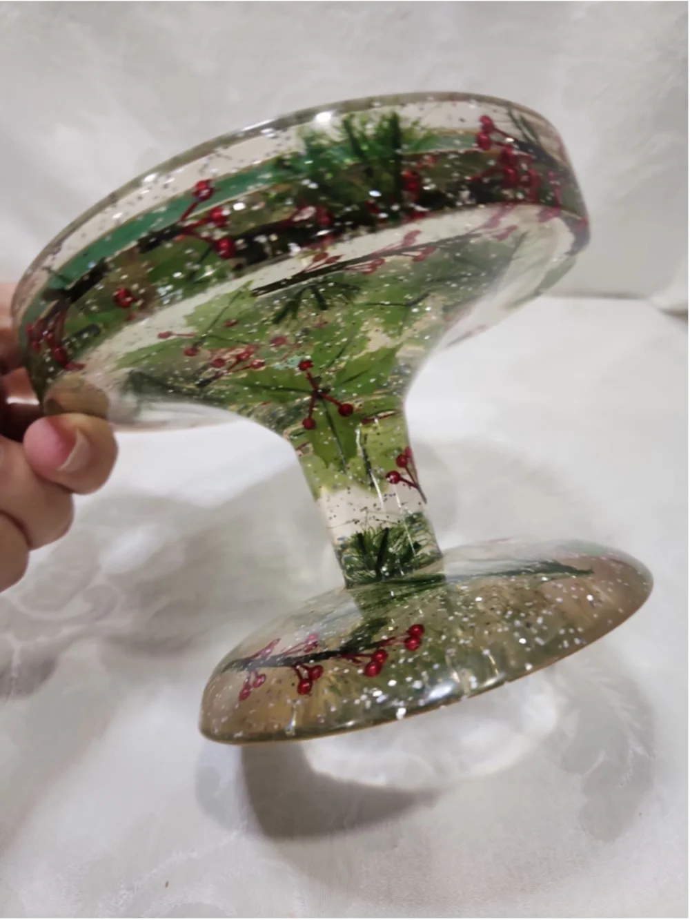 White Barn Acrylic Pillar Candle Holder ~ Holly Pine Glitter,EUC